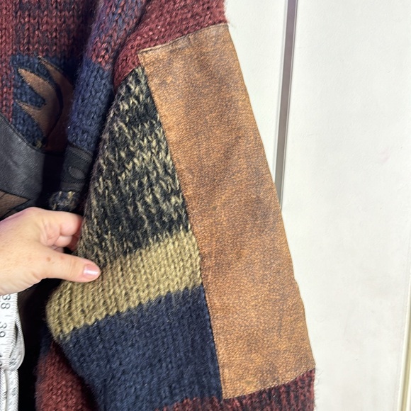 𝗠𝗘𝗡𝗦 𝗩𝗜𝗡𝗧𝗔𝗚𝗘 𝗘𝗔𝗚𝗟𝗘 𝗦𝗪𝗘𝗔𝗧𝗘𝗥 - Picture 3 of 5